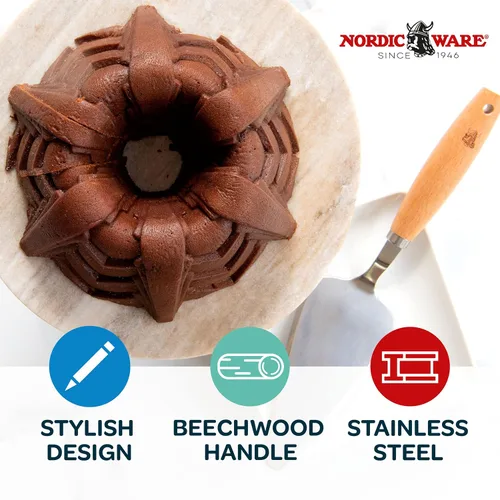 Vista 2 de Nordic Ware Servidor de tartas, con mango de madera de haya