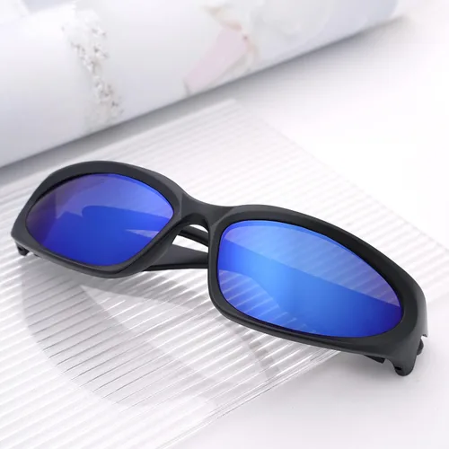 Vista 6 de knliwkm Gafas de sol deportivas envolventes plateadas Y2K futuristas ovaladas para mujeres y hombres 2022 a la moda