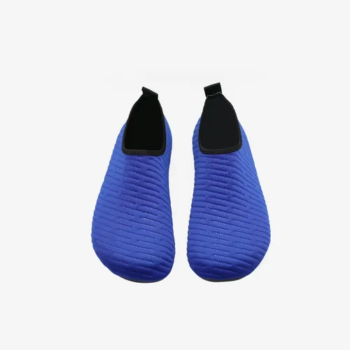 Vista 4 de Zapatos de agua para hombre, mujer, niños, pies descalzos de secado rápido, deportes de playa y natación sin agujetas.
