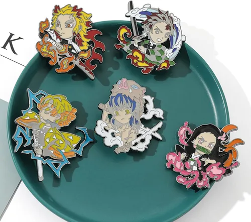Vista 3 de Anime Slayer - Juego de pines de llavero Figuras de dibujos animados 9 Hashiras Mini Katana Sword Llaveros Esmalte Pin Joyería Hombres Mujeres