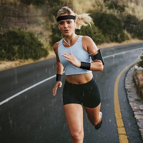 Vista 2 de ASTER Juego de 6 muñequeras para la cabeza, incluye 2 diademas deportivas y 4 pulseras deportivas a rayas coloridas para hombres y mujeres