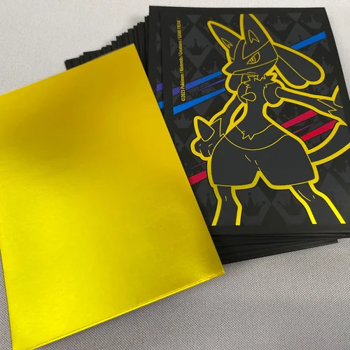 Vista 4 de Pokemon - Juego de cartas coleccionables Crown Zenith Elite Trainer Box Exclusive Lucario Sleeves 65