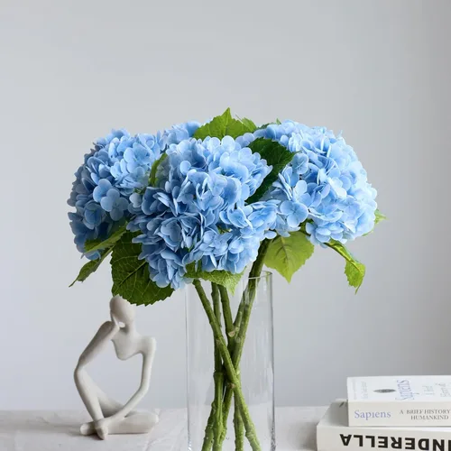Vista 2 de 4 hortensias artificiales de 21 pulgadas de color azul sintético, flores de hortensias de seda de tacto real con tallos para novia, boda, fiesta