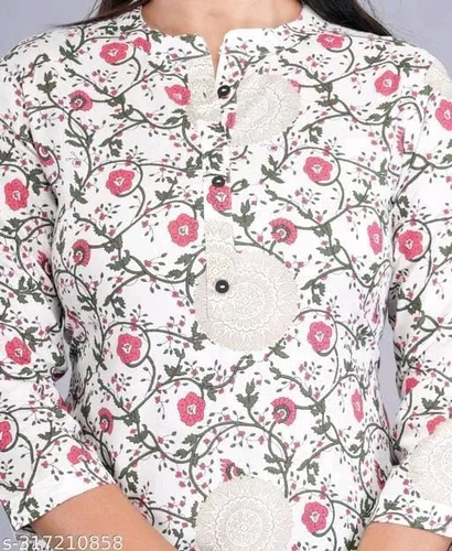 Vista 3 de aarti fashion__Kurta de seda khadi con estampado floral para mujer