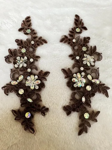 Vista 30 de Parches de tela de encaje fino bordados con diamantes de imitación bordados, decoración de vestido para coser en lentejuelas cuentas, accesorio