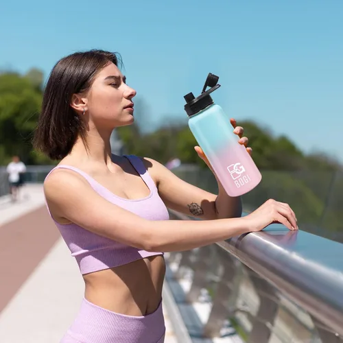 Vista 8 de BOGI Botella de agua aislada de 40 onzas, paquete de 2 botellas de agua de acero inoxidable al vacío de doble pared con popote y 3 tapas, botella