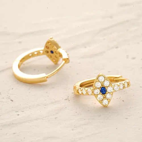 Vista 6 de MYEARS Aretes de mal de ojo para mujer, chapados en oro de 14 quilates, pequeños, simples, minimalistas, hipoalergénicos, de protección diaria
