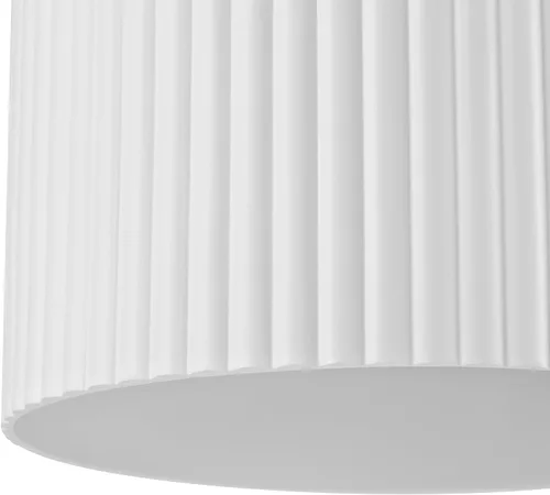 Vista 2 de Globe Electric Lámpara colgante enchufable de 1 luz, pantalla de resina blanca, cable de tela de 15 pies e interruptor en línea, iluminación