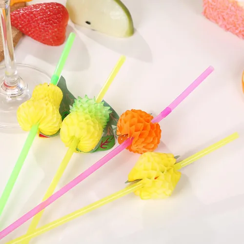 Vista 3 de Kichvoe Paquete de 60 pajitas de fiesta con temática hawaiana, agitadores de bebidas en forma de fruta para niños y niñas, pajitas de plástico