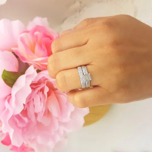 Vista 4 de Dazzlingrock Collection Anillo de compromiso de 0,25 quilates (quilates) con diamantes de corte redondo para mujer, plata de ley de 14 quilates