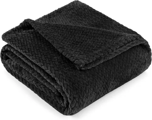 Vista 2 de PAVILIA - Manta de forro polar suave y sólida de color negro para sofá, mantas ligeras y mullidas y cálidas para cama, manta de franela mullida