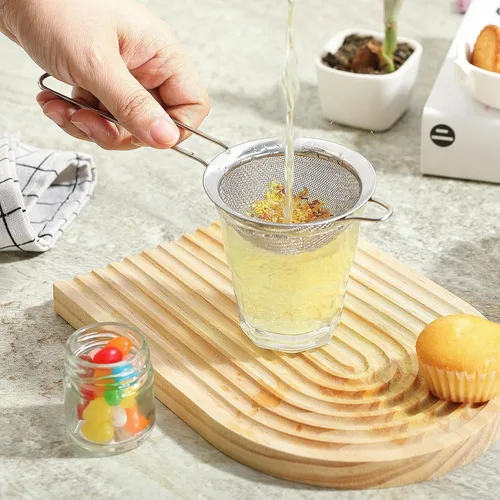 Vista 6 de Coladores de malla fina para cocina, COKUMA colador de metal de acero inoxidable pequeño manual mini, colador de cóctel, té, café y jugo, colador