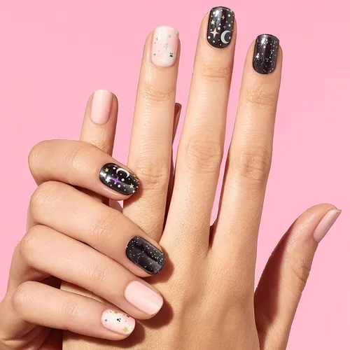 Vista 3 de Dashing Diva - Tiras de uñas de gel brillantes de Halloween con brillo en la oscuridad - Boo Crew Sin rayos UV, de larga duración, lindas