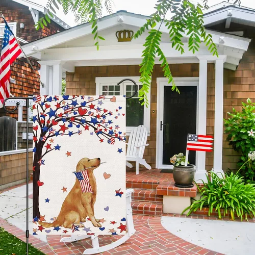 Vista 3 de Louise Maelys Bandera de jardín del 4 de julio de 12 x 18 pulgadas, de doble cara, pequeña arpillera de bienvenida, patriótica, Golden Retriever