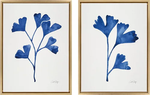 Vista 6 de Kate and Laurel Sylvie - Juego de arte de pared en lienzo enmarcado con trío de ginkgo azul marino y ginkgo azul marino por Cat Coquillette; juego