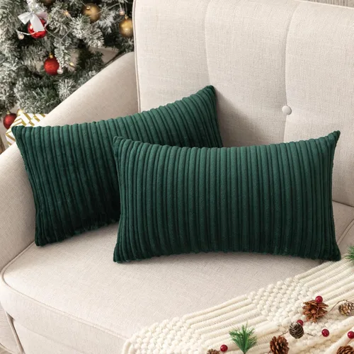 Vista 69 de UGASA - Fundas de almohada decorativas de terciopelo suave y sólidas de Navidad para sala de estar/sofá, 16 x 16 pulgadas, 2 unidades, color burdeos