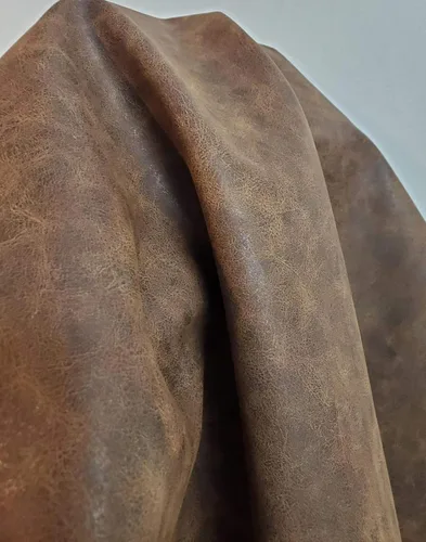 Vista 59 de NAT Leathers™ Cuero sintético sintético suave de piel sintética vegana marrón bellota (aprobado por PETA Vegano) por The Yard Piel sintética