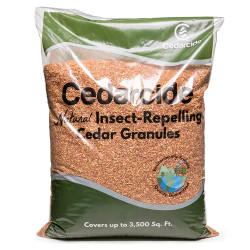 Vista 2 de Cedarcide El kit de césped y jardín al aire libre (grande) incluye aceite de cedro PCO Choice concentrado para matar insectos y gránulos de cedro