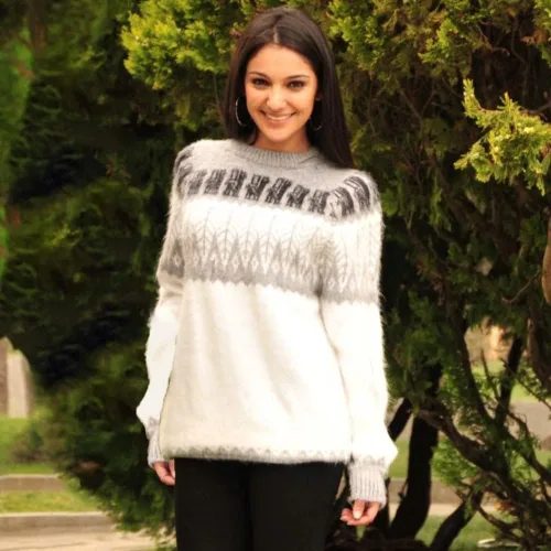 Vista 2 de Gamboa Suéteres de alpaca para mujer, suéter de alpaca para mujer, suéteres para invierno