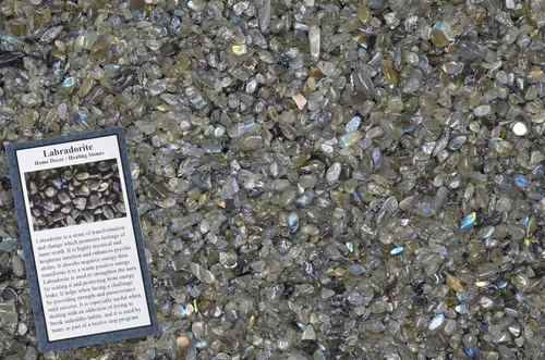 Vista 30 de Fantasia Materiales: 1 libra de piedras de tamaño de chip de aguamarina pulida con tarjeta de identificación