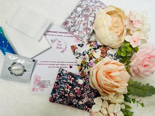 Vista 7 de Kit de cuidado femenino para mujer y niña, diseño lindo y discreto