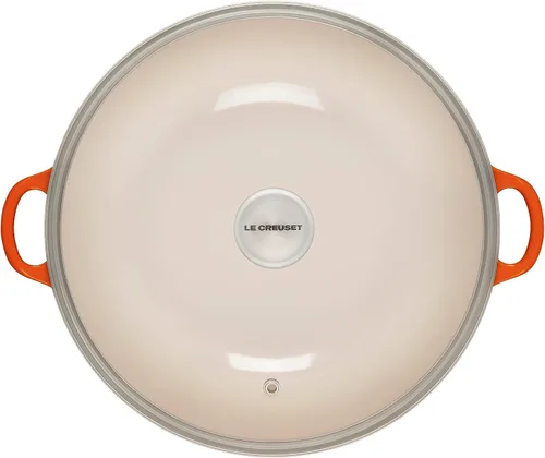 Vista 2 de Le Creuset Horno de chef de hierro fundido esmaltado con tapa de vidrio, 7.5 cuartos de galón., Llama