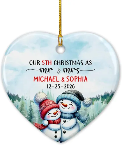 Vista 7 de Adorno de cerámica de 2 años de Navidad 2025, adorno de cerámica personalizado para parejas, regalo para parejas, aniversario, boda, señor Sra.