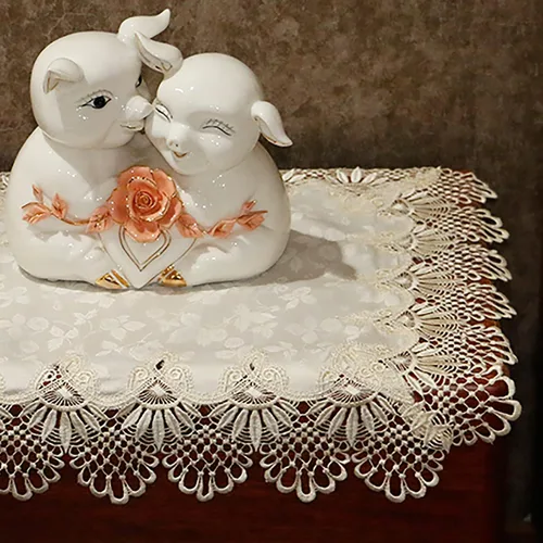 Vista 7 de Hsvanyr Manteles suaves bordados de encaje cremoso, bufandas para mesita de noche con exquisitas flores, vintage, shabby chic para bodas