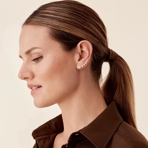 Vista 2 de PAVOI Aretes de oreja chapados en oro de 14 quilates para mujer, aretes de cartílago con circonita cúbica brillante Perfectos para ocasiones