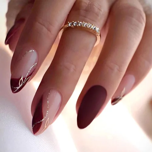 Vista 13 de Uñas postizas cortas de almendra a presión con punta francesa morada, uñas falsas ovaladas con diseños de ondas y diamantes de imitación, uñas
