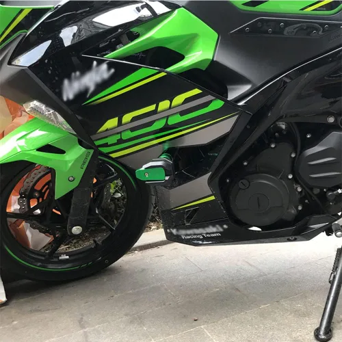 Vista 2 de Funda de aluminio CNC para motocicleta, protector de choque del motor, protector deslizante para protección contra caídas, compatible con Kawasaki