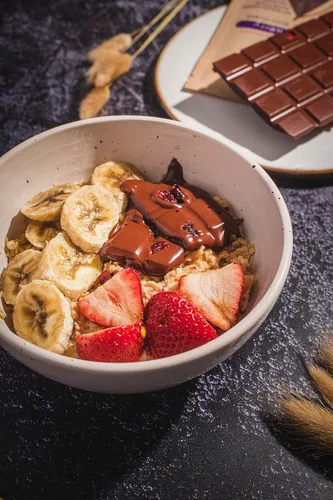 Vista 6 de Urth Essence Barras de chocolate veganas sin azúcar Chocolate Keto Alimento apto para dietas cetogénicas sin lácteos Alimentos saludables