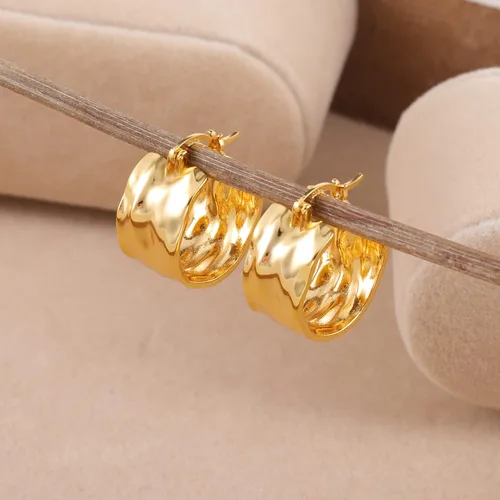 Vista 4 de Silver Earrings Hammered Small Chunky Hoop Earrings for Women A-oro de 14 quilates
