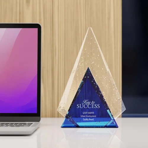 Vista 4 de Baudville Trofeo grabado personalizado - Alabanza brillante - Premio de cristal - Padre