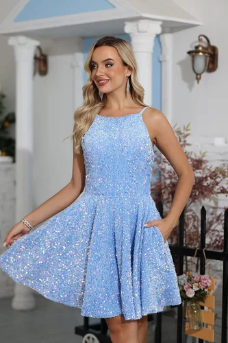 Vista 2 de Vestidos de lentejuelas para adolescentes, tirantes delgados brillantes, vestidos cortos de fiesta de cóctel con bolsillos
