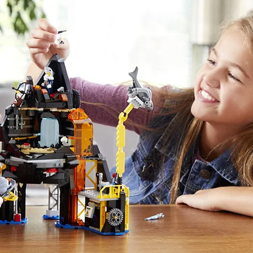Vista 3 de Guarida volcánica de Garmadon LEGO Ninjago 70631