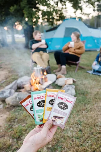 Vista 3 de Land O Lakes Cocoa Classics, Mint & Chocolate Hot Cocoa Mix, 1.25 Ounce - 12 Count (Pack of 3)