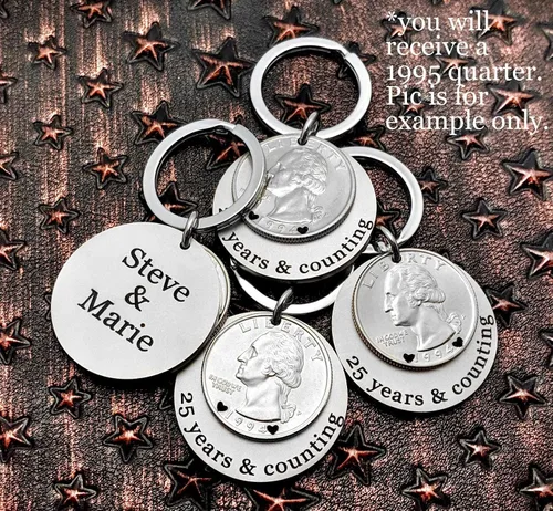 Vista 6 de 25th anniversary gift, 2000, 1999, 1998 1997 1996 1995 silver quarter key chain, 25 years and counting. 1994