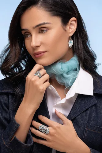 Vista 6 de Aretes de plata de ley 925 con forma de hoja con ópalo atrevido, oxidados, elegantes, hipoalergénicos, sin níquel ni plomo, colección de diseñador