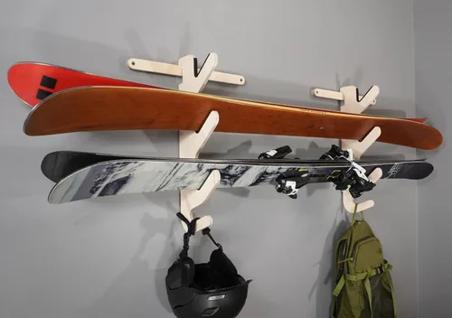 Vista 7 de Grassracks Estante de esquí de madera de abedul – The Hallsteiner Series Horizontal Ski Wall Mount (2 o 3 pares de esquís, abedul)