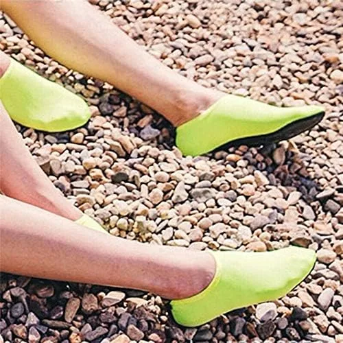 Vista 3 de Boolavard Zapatos deportivos acuáticos de secado rápido, calcetines de yoga sin cordones para hombres, mujeres y niños