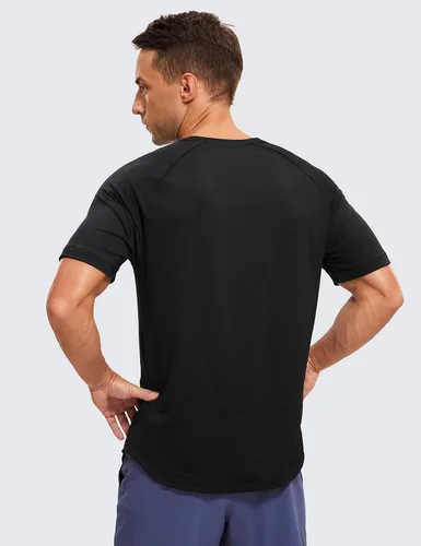 Vista 2 de CRZ YOGA Camisas de entrenamiento con textura para hombre, camisetas ligeras con cuello redondo para correr, atléticas, de manga corta, para gimnasio
