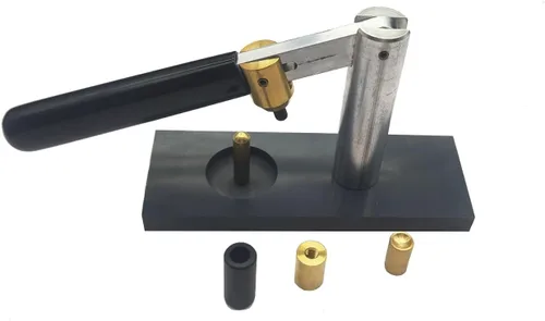 Vista 2 de Muzzle-Loaders Soporte de carga de revólver de polvo negro - Se adapta a calibres .36 y .44 - MZ1213