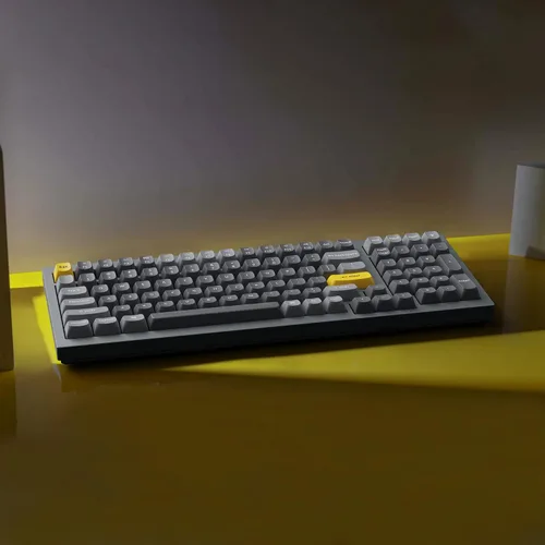 Vista 8 de Keychron Q5 96% Layout Teclado mecánico personalizado con cable, interruptor rojo Gateron G Pro intercambiable en caliente, macro programable