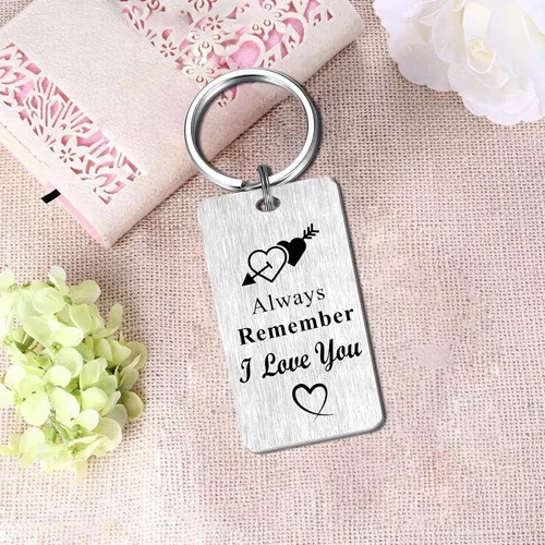 Vista 6 de Love Gifts Keychain for Her Wife Girlfriend, I Love You to The Moon and Back Gifts for Mothers Day Birthday Anniversary