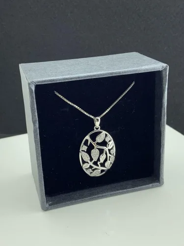 Vista 3 de SILVERCLOSEOUT Collar de plata de ley con circonita cúbica y hiedra y vid para mujeres adultas y adolescentes, Plata esterlina, Circonia cúbica