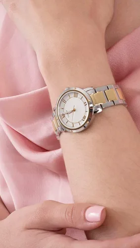 Vista 6 de GUESS Ladies Dress Classic 34mm Watch