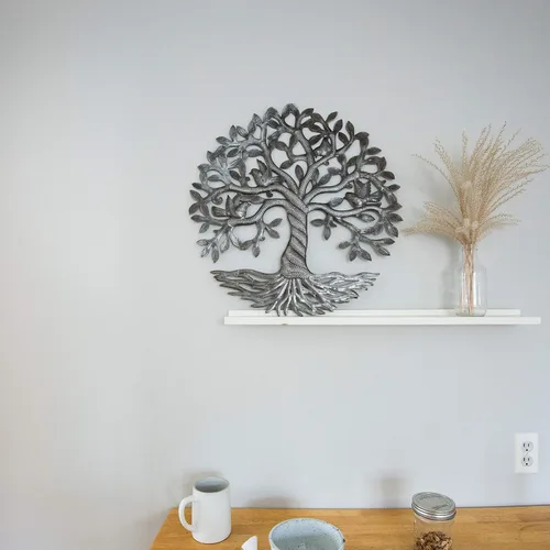 Vista 2 de Arte metálico del árbol de la vida con raíces celtas de comercio justo de Haití, 23 pulgadas