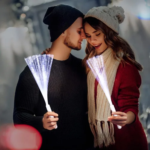 Vista 3 de Paquete de 12 varillas luminosas blancas de fibra óptica a granel con 3 modelos intermitentes para el 4 de julio, Navidad, Halloween, cumpleaños