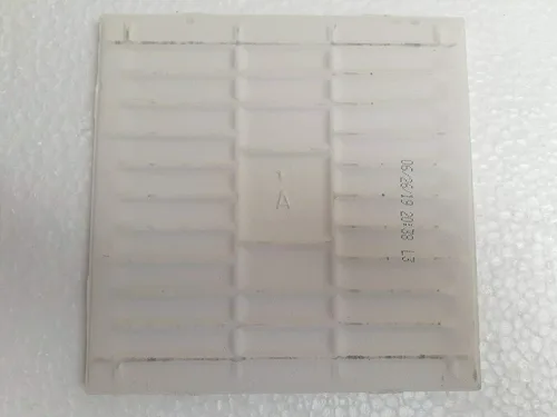 Vista 4 de Azulejo de cerámica de 6 pulgadas 6x6 hueso beige almendra Daltile Color 0135 Metro cuadrado 6 x 6 pulgadas brillante caja de 10 piezas